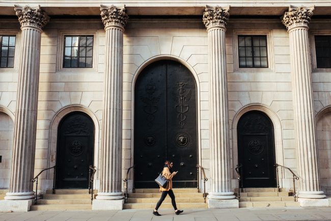 robert-bye-jeF-vyxytb4-unsplash bad bank